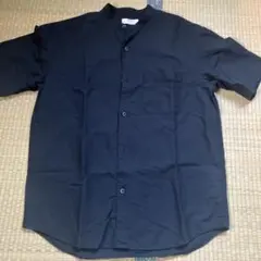 UNIQLO コットンリネンスタンドカラーシャツ　ブラッM 半袖