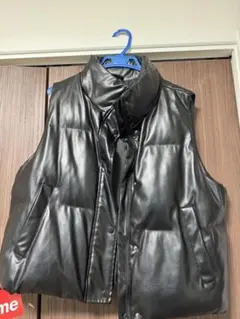 ブラック ダウンベスト