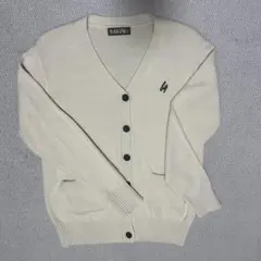クリーム色 Vネック カーディガン