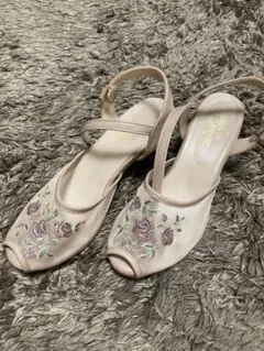 花柄刺繍ヒールサンダル an another angelusのサムネイル