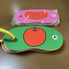 戸田デザイン研究室 リングカード・ABC 知育玩具