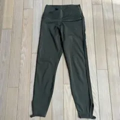 Item thumbnail for item 6e753b63-7aa8-41d9-b859-2be5a09da177