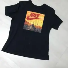 Nike グラフィックプリント Tシャツ ブラック ナイキ