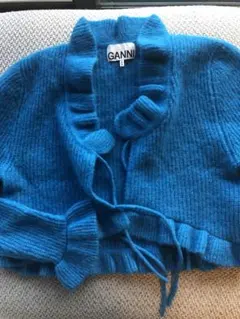 GANNI フリル付きカーディガン Sサイズのサムネイル