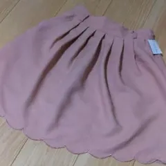 新品タグ付！裾スカラップ フレアスカートのサムネイル
