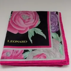 LEONARD ハンカチ 花柄 ブラック ピンクのサムネイル