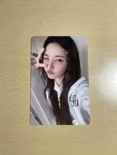 2025年最新】illit ユナ トレカの人気アイテム - メルカリ