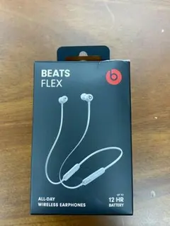 【新品未使用】BEATS FLEXワイヤレスイヤホン（ホワイト）充電ケーブルなし