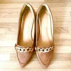 ポインテッドトゥ 22.5