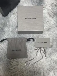 BALENCIAGA BBロゴ ネックレスのサムネイル