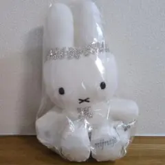 ミッフィー trois lapinsぬいぐるみ 2体セット - メルカリ