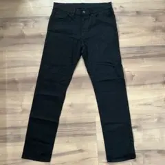 ユニクロ ブラック　パンツ ウエスト30-31