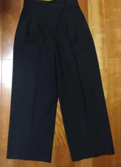 【GU】タックワイドパンツ