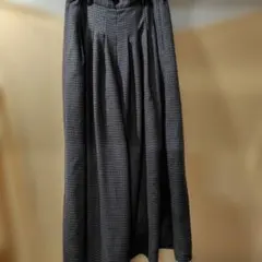 グレー系チェック柄プリーツキュロット