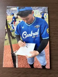 森下翔太　生写真
