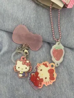 サンリオ　ハローキティ　キーホルダー