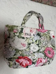 PAUL & JOE フラワープリント ビニール製トートバッグ