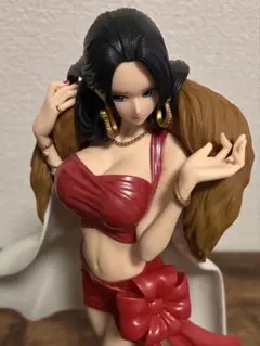 【非売品】ボア・ハンコック フィギュア レッドドレス