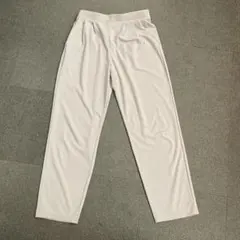 ユニクロ　クレープジャージーテーパードパンツ　S