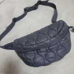 LOWRYS FARM　黒 ショルダーバッグ