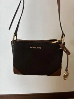 MICHAEL KORS モノグラムショルダーバッグ