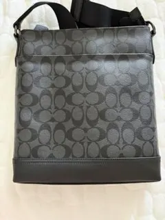 COACH シグネチャー ショルダーバッグのサムネイル