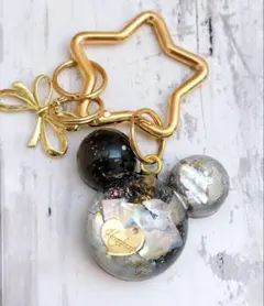 ハンドメイド　レジン　くま耳　キーホルダー　バッグチャーム　リボン　シェル　ラメ