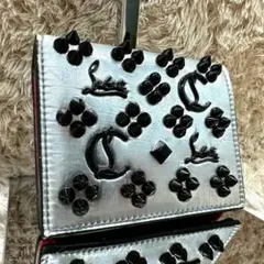 2025年最新】クリスチャンルブタン 二つ折り 財布の人気アイテム