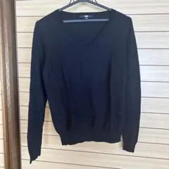 ほぼ新品 UNIQLO Vネックニット 値下げ