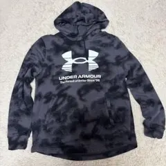 UNDER ARMOUR フード付きメンズパーカー ホワイトロゴ　L グレー　黒