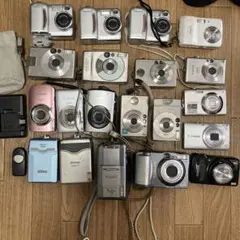 オールドデジカメ・レトロカメラ 18台IXY COOLPIX FinePix 他 オールドデジカメ・レトロカメラ 18台IXY COOLPIX FinePix 他 - メルカリ