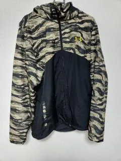 Under Armour カモフラージュ ナイロンジャケット