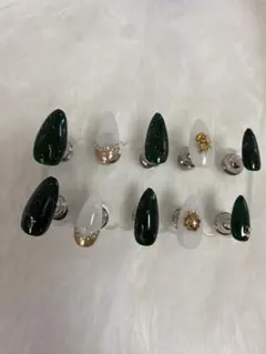 ダークグリーン・ホワイト・ネイルチップ10個セット ヒョウ柄 レオパード柄