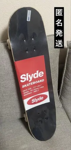 匿名発送　☆新品未使用☆Slyde スケートボード