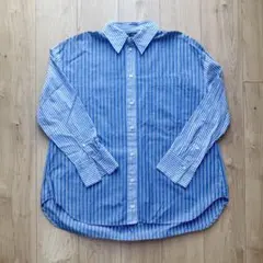 ZARA ザラ　ブルー　ストライプシャツ　未使用に近い