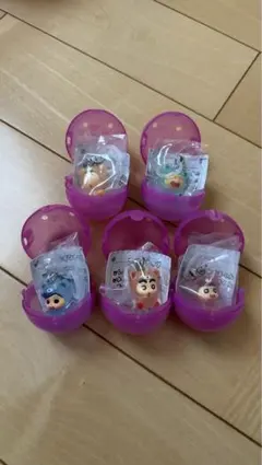 クレヨンしんちゃん めじるしアクセサリー みんなでくまパジャマ コンプリート