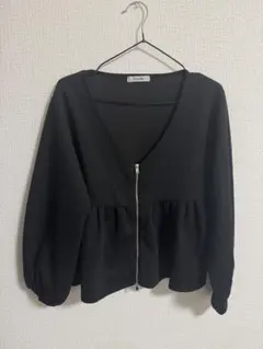 【新品未使用】しまむら ペプラムカーディガン