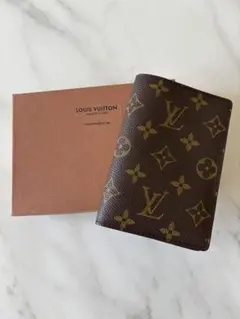 ルイヴィトン　モノグラム　パスポートケース