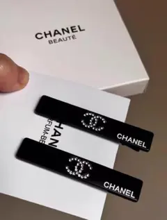 CHANEL クリスタルヘアクリップ ブラック 2個セット　箱付き