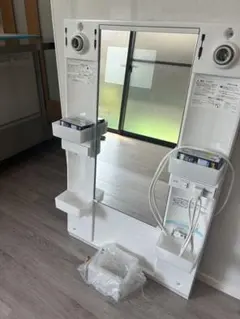LIXIL 新品・未使用　洗面化粧台用ミラーキャビネット　幅600mmのサムネイル