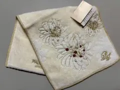 新品 PAUL & JOE タオルハンカチ 花柄刺繍 ポケットタオル アイボリー