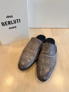 29.5cm 定価23万Berluti サイラス スクリットレザー スリッパのサムネイル