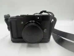 富士フイルム FUJIFILM X10 ブラック　コンパクトデジタルカメラのサムネイル