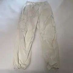 オフホワイト　カーゴパンツ　GU Sサイズ