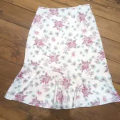 Aylesbury フラワープリント フレアスカート