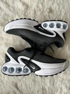 NIKE Air Max Dn ブラック 23 エアマックス スニーカー 美品