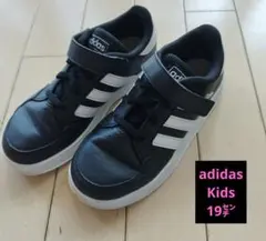adidas スニーカー 13K ブラック/ホワイト　19㌢