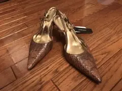 蛇革パンプスのサムネイル