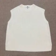 UNIQLO ホワイトベスト