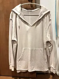 BAYFLOW ベージュ フード付きパーカー